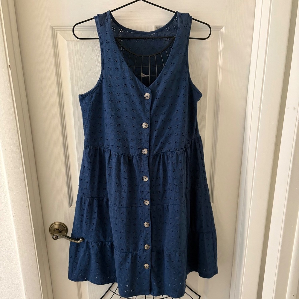 Blue Eyelet Dress Sleeveless V Neck Button Front Tiered Sundress 36" Bust